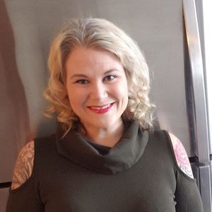 Meet your Posher, Chanty ella